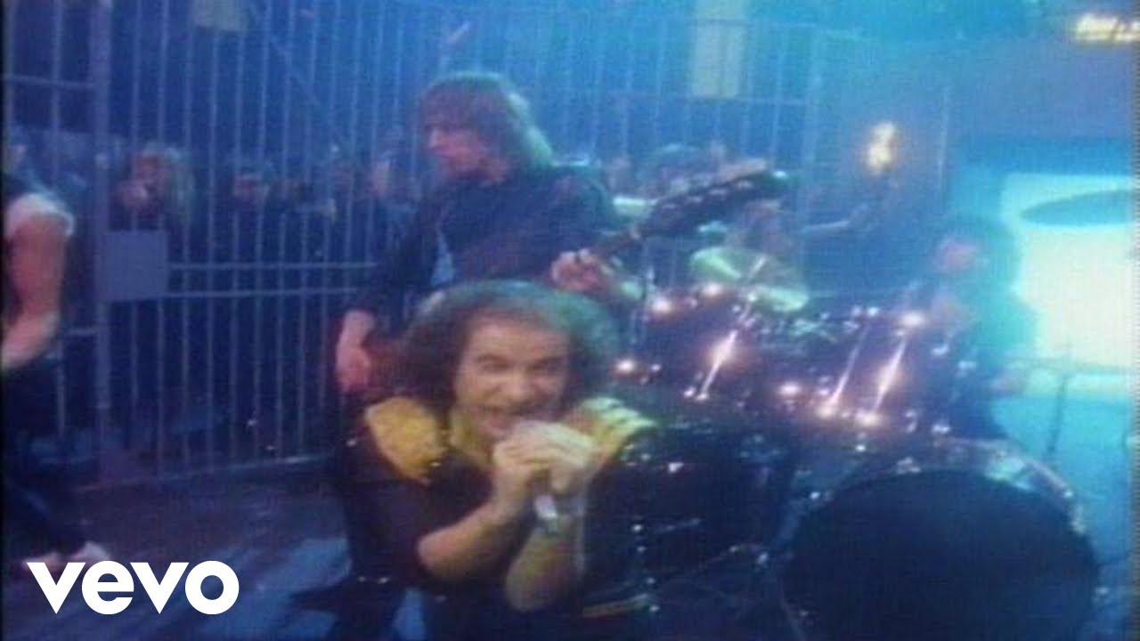 Scorpions - Rock You Like A Hurricane (HD Video) 🎸