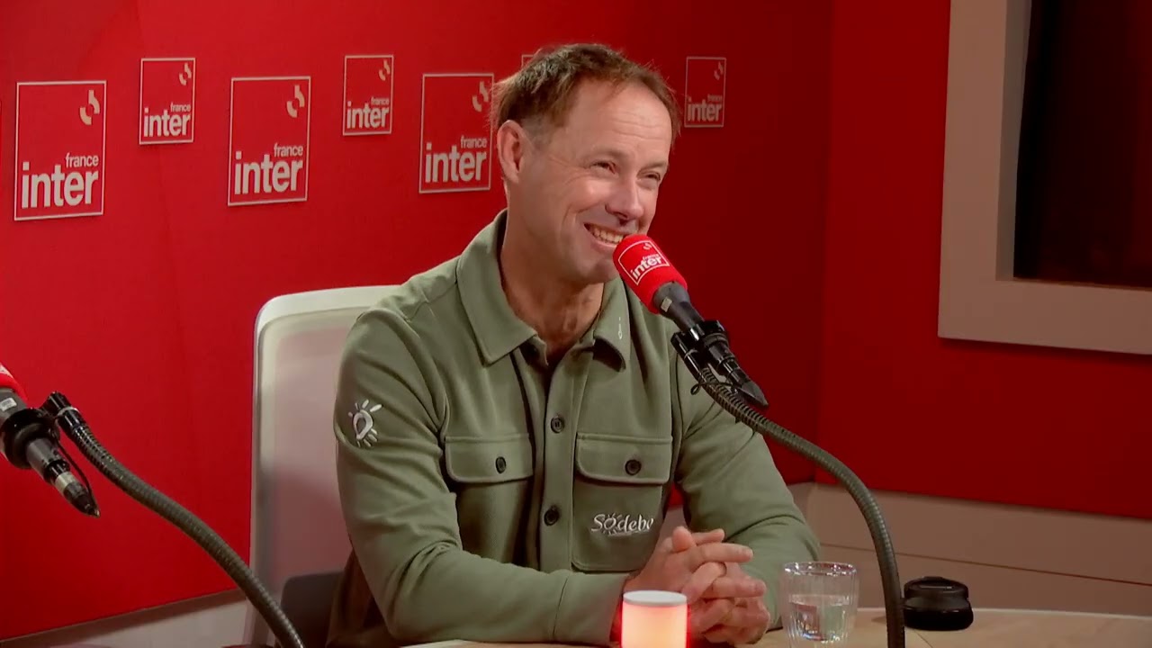 Thomas Coville: En mer, tout pour une minute de silence ⛵