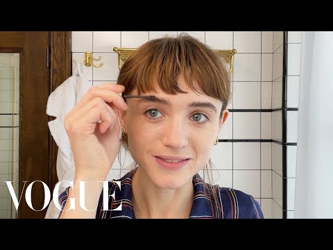 Stranger Things Star Natalia Dyer’s Guide to Sensitive Skin Care | Beauty Secrets | Vogue
