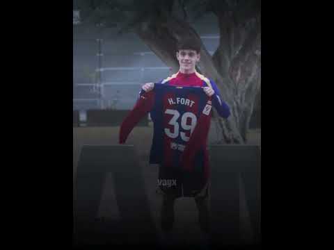 Chica Atractiva X Hector Fort Edit #barcelona