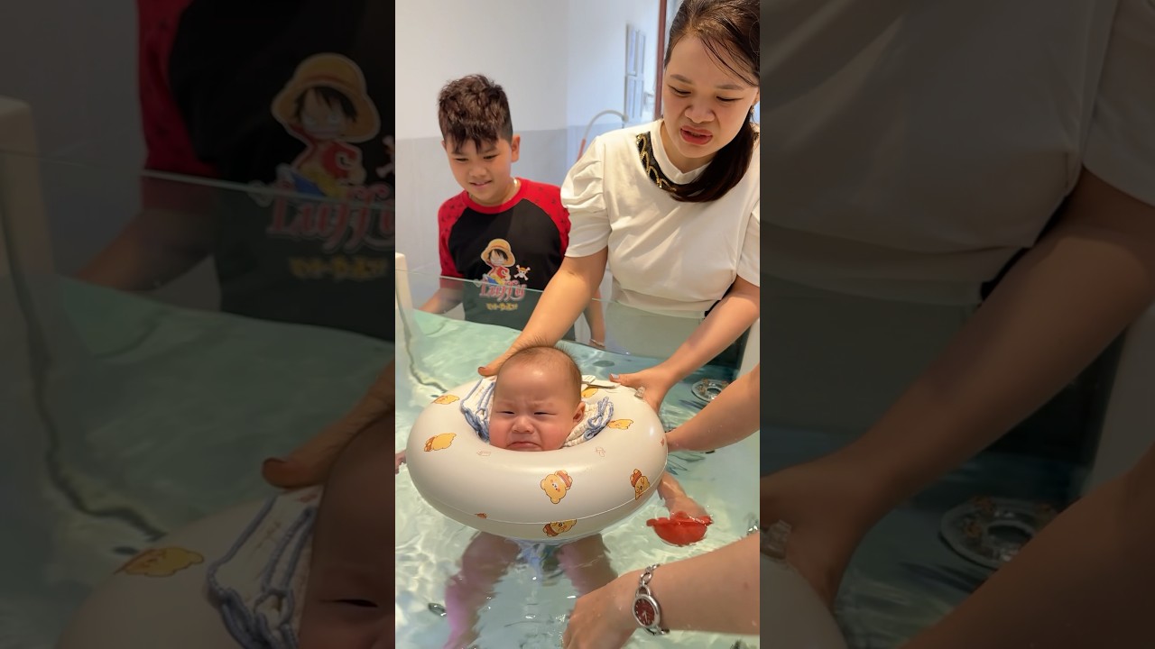 Lần Đầu Sonic Tham Gia Bơi Thủy Liệu 🏊♂️