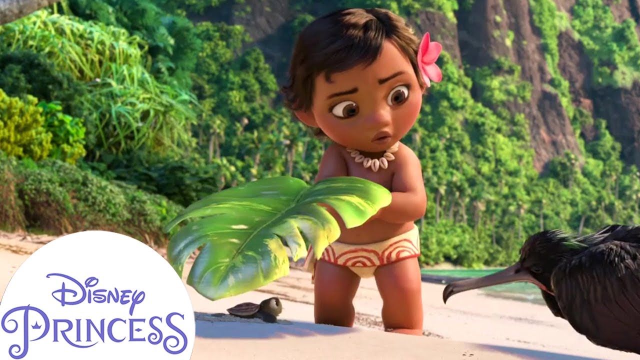 Baby Moana's Heartwarming Adventure Helping a Sea Turtle 🐢