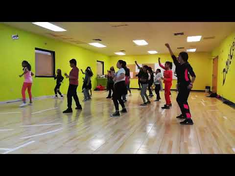 Bum Bum Boom Boom - Musica Brasilera - Acompanha o Grave - (Profissa Na Danca) (Vídeo/Coreografía)