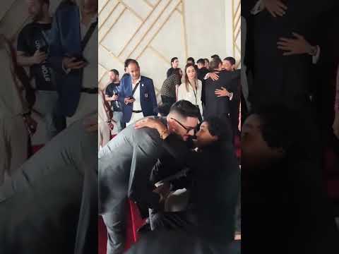 حسن الشافعى يرحب بمحمد منير ويتجاهل الفنان احمد عدوية