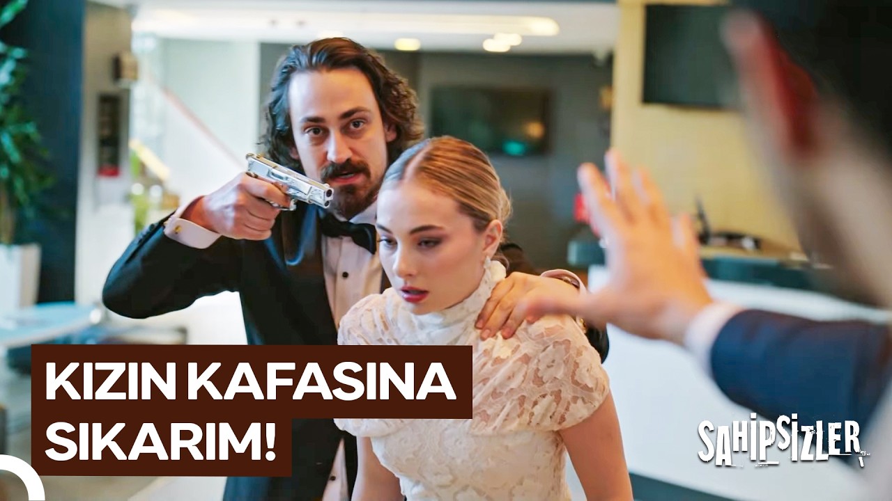 Hazar, Herkesin Gözü Önünde Melis'i Kaçırdı! | Sahipsizler 50. Bölüm (İLK SAHNE)