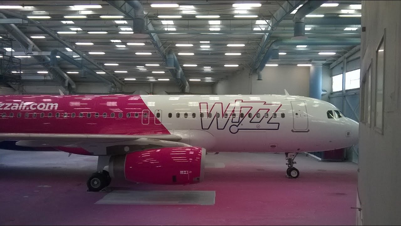 Wizz Air Reveals New Airbus A320 Livery ✈️