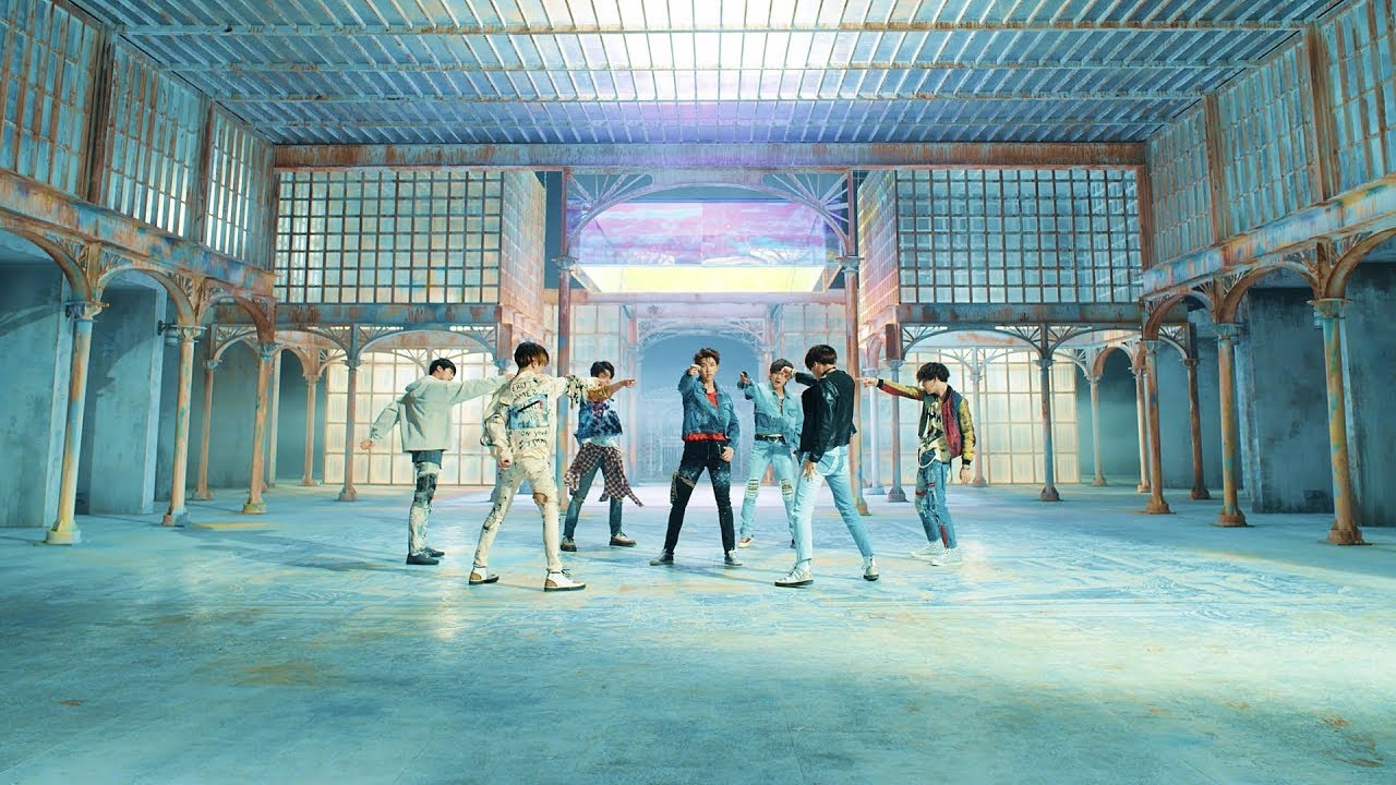 BTS 'Fake Love' Official MV 🎥
