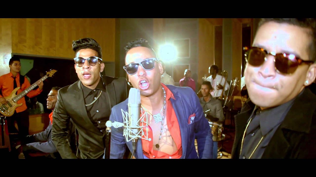 MANOLITO Y SU TRABUCO - TU DE QUE VAS VÍDEO OFICIAL 2015