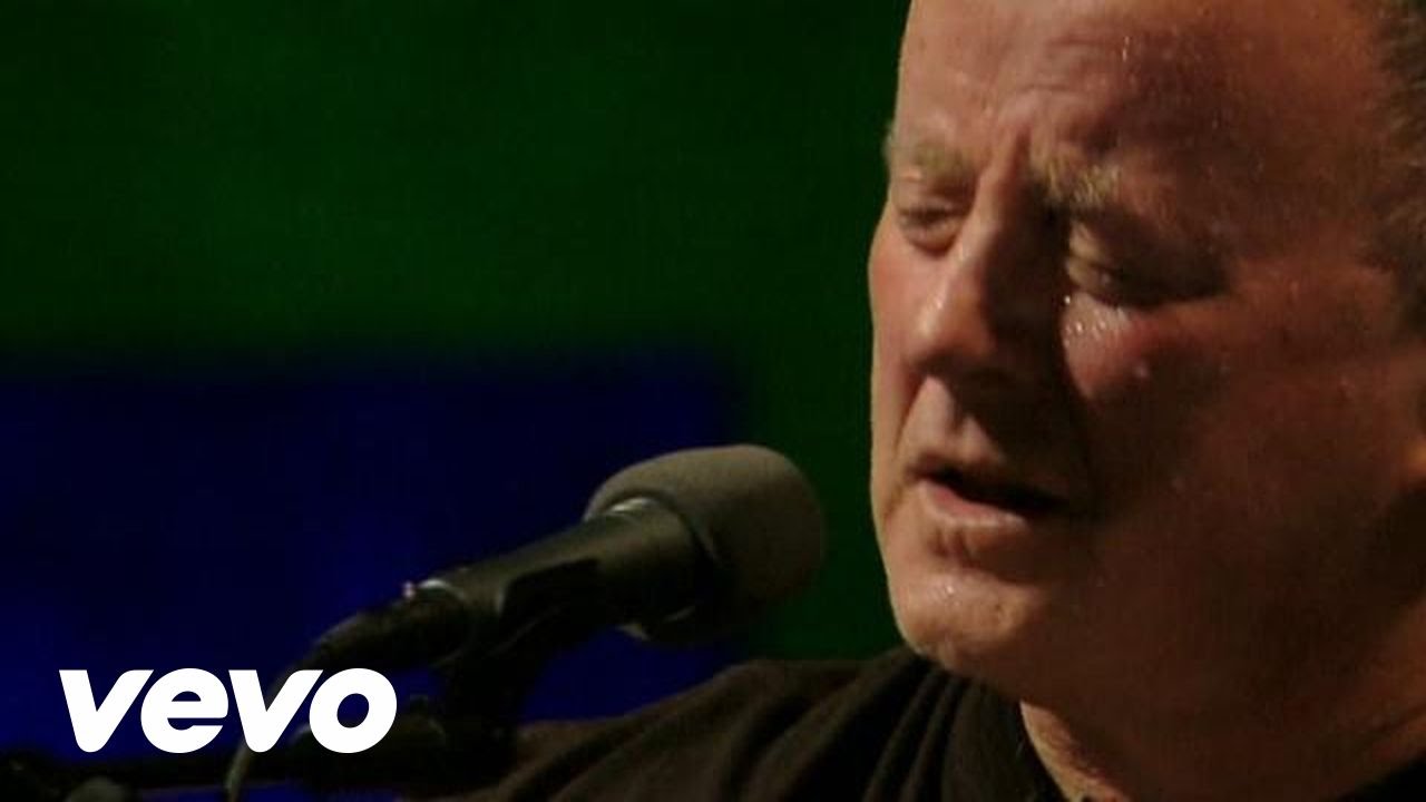 Christy Moore - Ride On (Live at The Point Theatre, 2006) 🎶