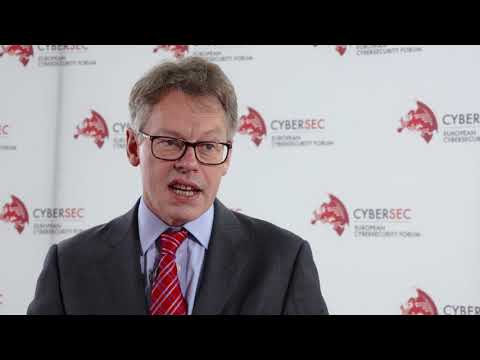 Sir Dermot Turing about Polish codebreakers' efforts in breaking the Enigma code | CYBERSEC 2018