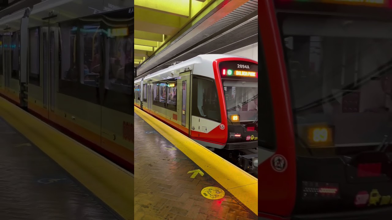 SF MUNI LRV4 #2094 Glides Through M Ocean View at Powell Station 🚋