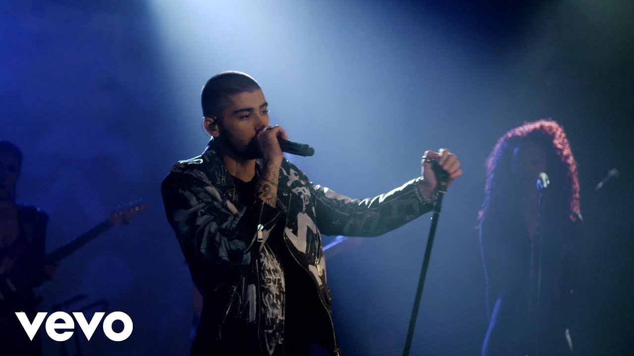 ZAYN Performs 'iT’s YoU' Live at iHeartRadio 🎤