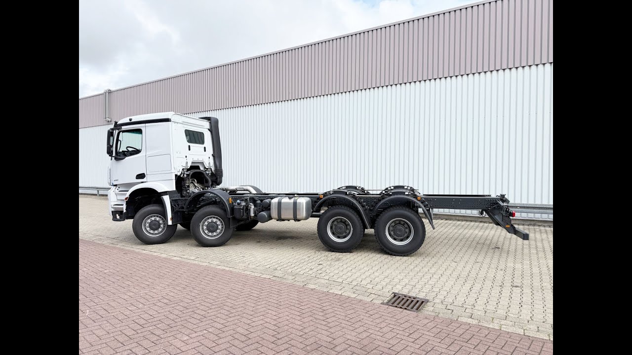Mercedes-Benz Arocs 4151 AK 8x8/4 with Advanced Features