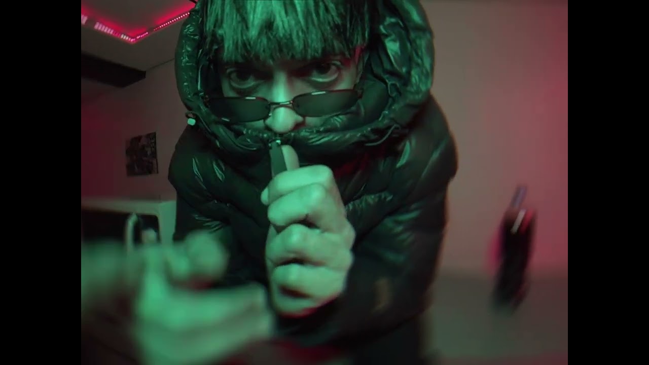 Kira7 -  MEDICAL ( Official Music Video ) Prod. by @Salvh