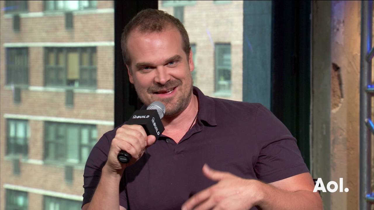 David Harbour Opens Up About Portraying Police Chief Jim Hopper 🚓 | BUILD Series Interview