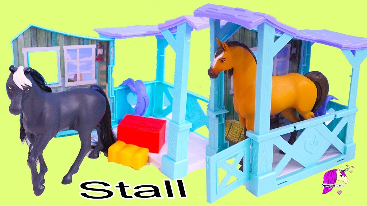 Spirit Riding Free Horse Stall & Carry Case π΄
