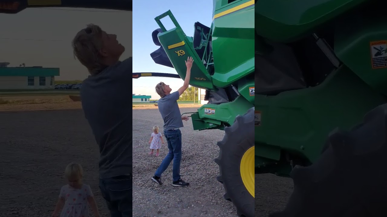 John Deere X9 1100: Farming Power 2022 🚜