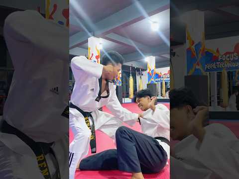 Ichal tkd salah pilih lawan😂‼️ #drama #lucu #taekwondo #komedi #shorts