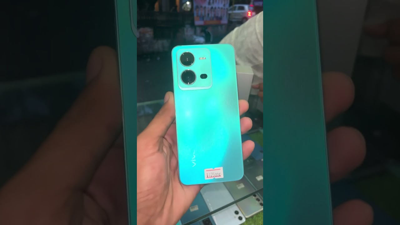 VIVO V25 5G 8/128GB - Just ₹12,500! 🔥