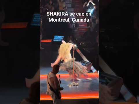 Shakira se cae en Montreal, Canada al cantar "Suerte" (Whenever wherever) #Shakira #LMYNLWorldTour