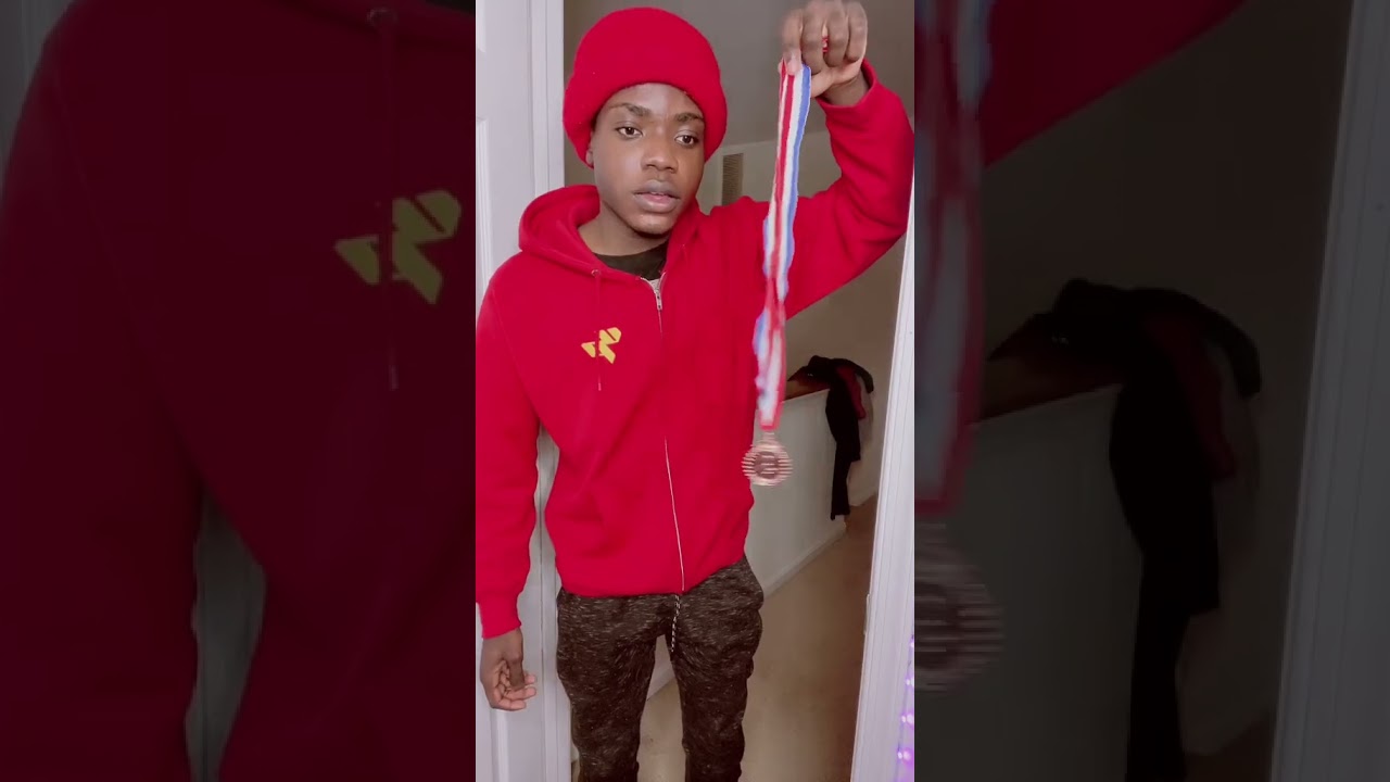 Learn Hypnosis Tricks & Subscribe! π