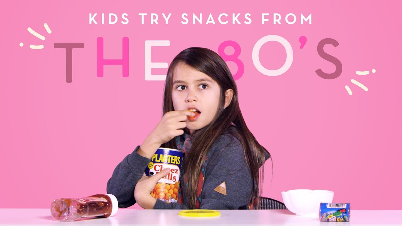 Kids Taste 80s Snacks 🍬 | HiHo Kids
