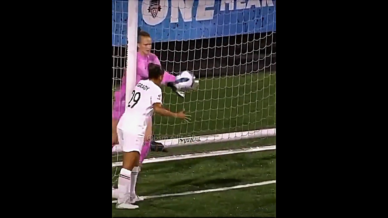 Football is not for women 😏