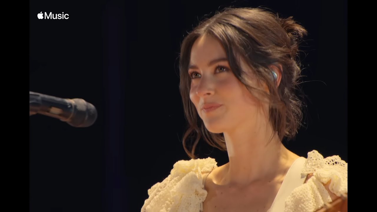 Gracie Abrams Delivers Stunning Live Performance of 'That’s So True' at Red Rocks 🎶