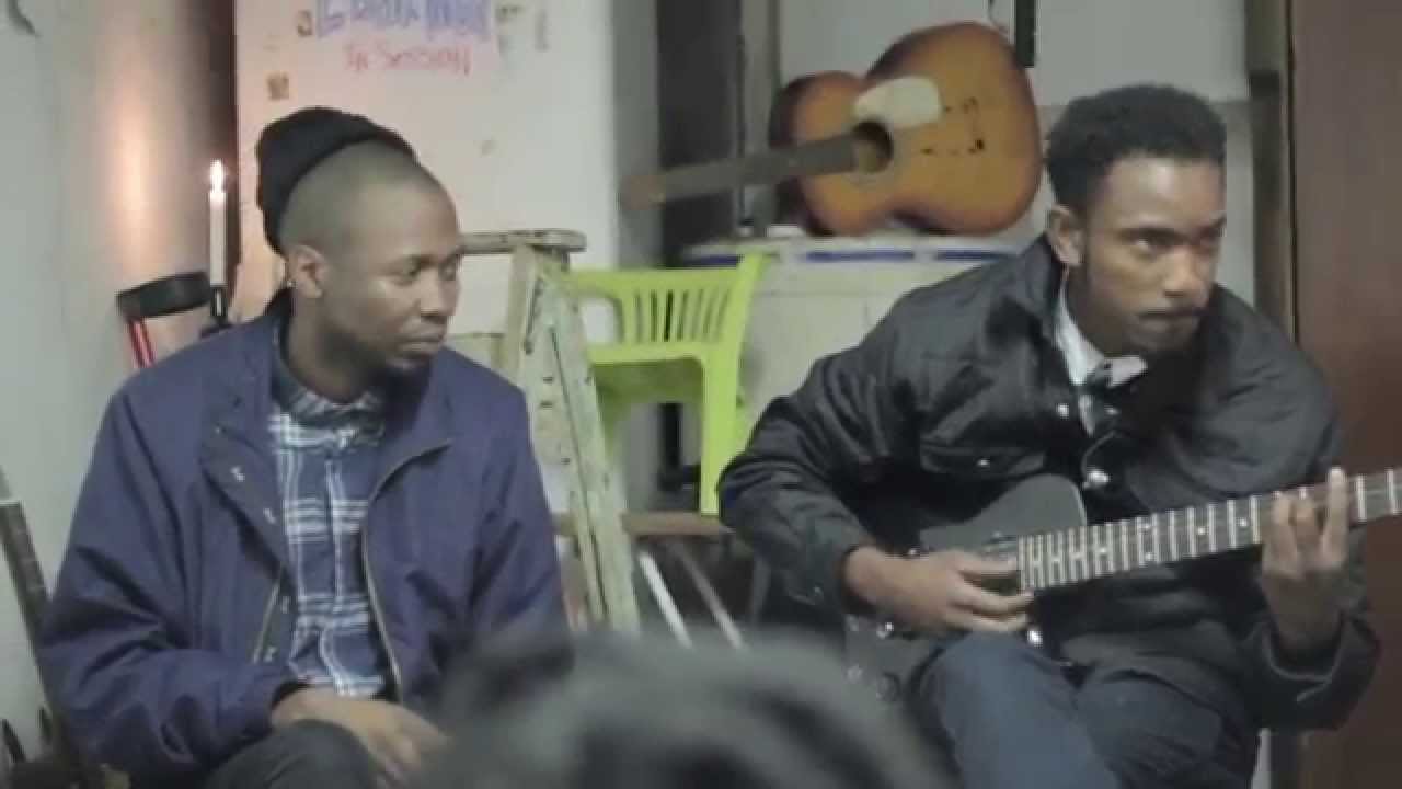 Umle - The Soulful Sound of Umle at Mo's Garage 🎶