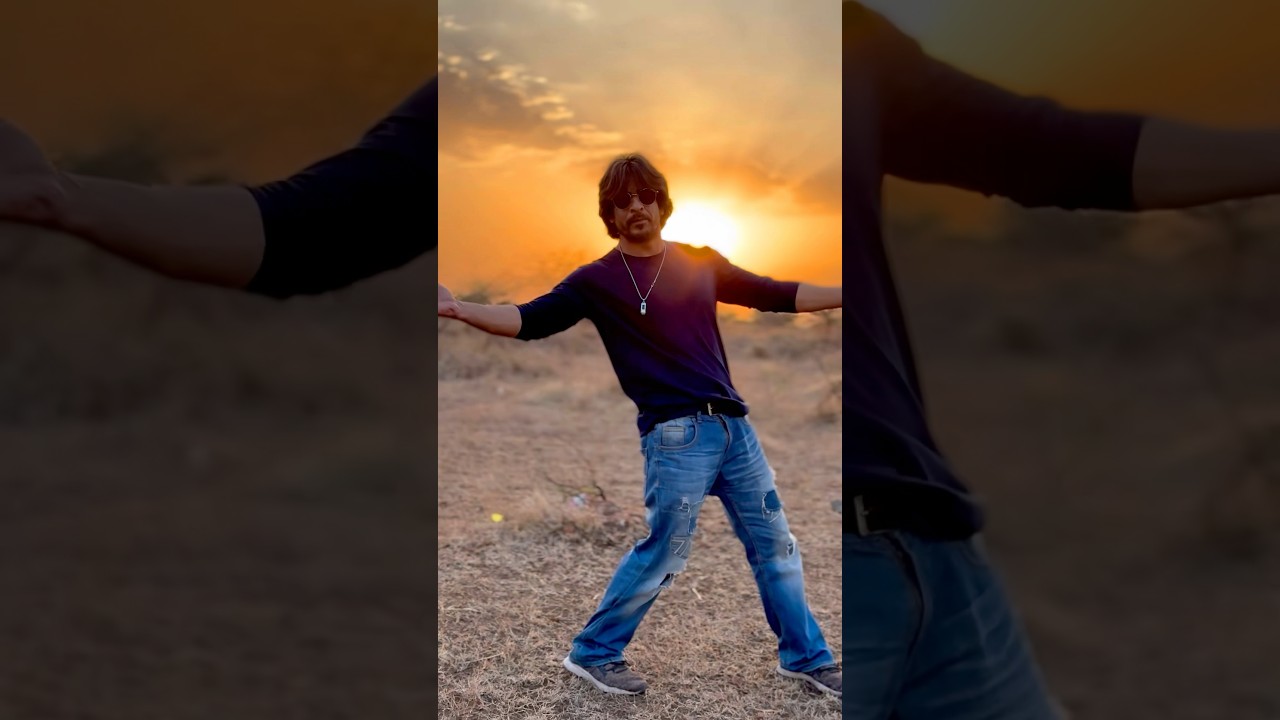 SRK Signature Pose❤️ #srk #ibrahimqadri