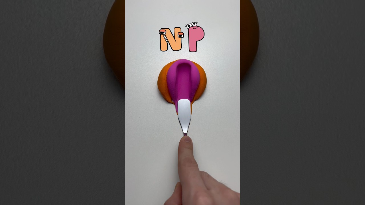 Color Mixing Fun: Watch N & P Create Stunning Art! 🎨