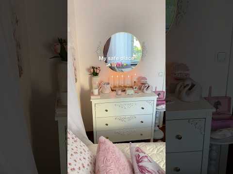 My favourite place🌸💕 #bedroomdecor #coquetteaesthetic #softgirl #dreamyaesthetic