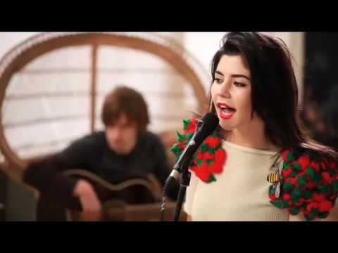 MARINA & The Diamonds - Hollywood (Acoustic) 🎶
