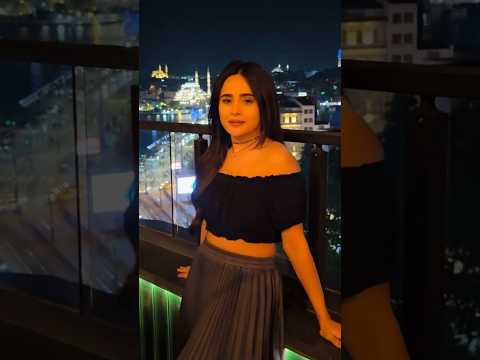 fazyla laasharie very Hot 🔥🥵 #behindthescene #trending #pakistanidrama #hot #fazylalaasharie