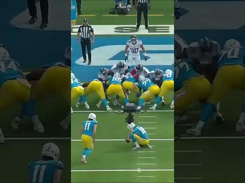 Dicker's Accurate Kick Extends the Lead: Chargers vs. Titans🎯BOLT BROS | LA Chargers  #nfl #football