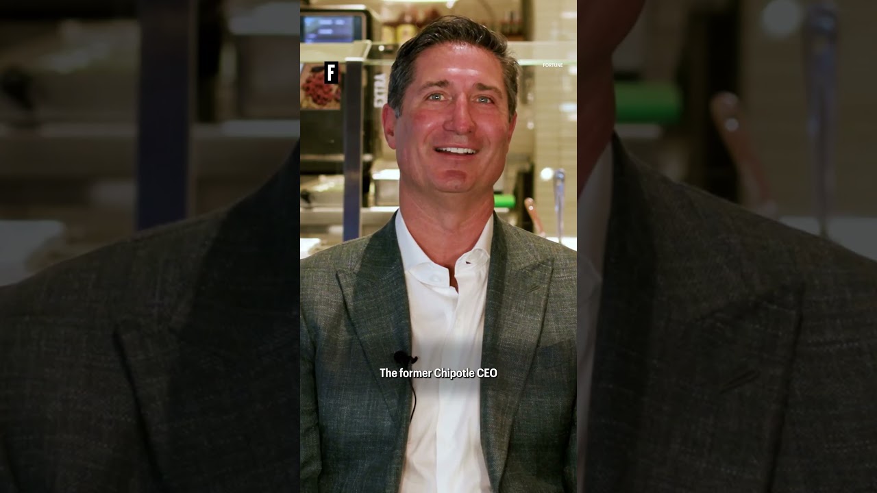 Starbucks CEO Receives $96M Bonus After Few Months 💼