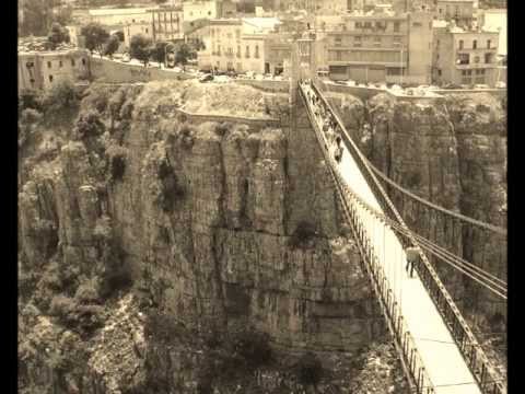 Cheb Khalass et Cheba Ghania - Dez el Beb Ala Lahoua - Hokm Neswen