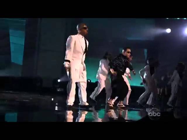 PSY's Iconic 'Gangnam Style' Live Performance at 2012 AMAs 🎤