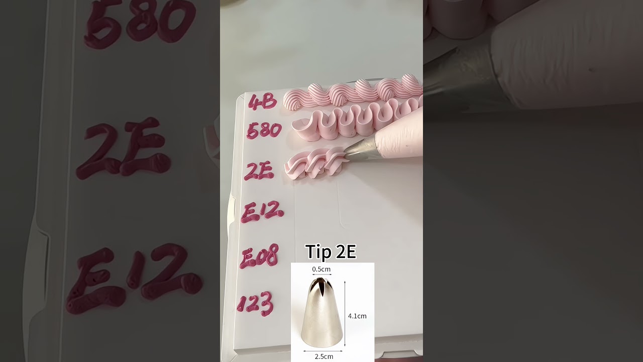 Simple Buttercream Piping Tips🎂