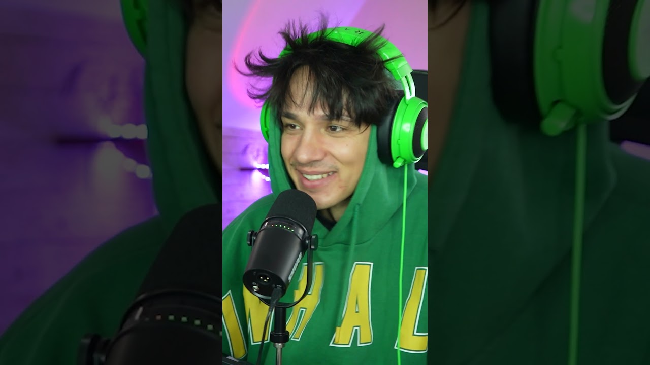 Засмеялся и проиграл челлендж 😂