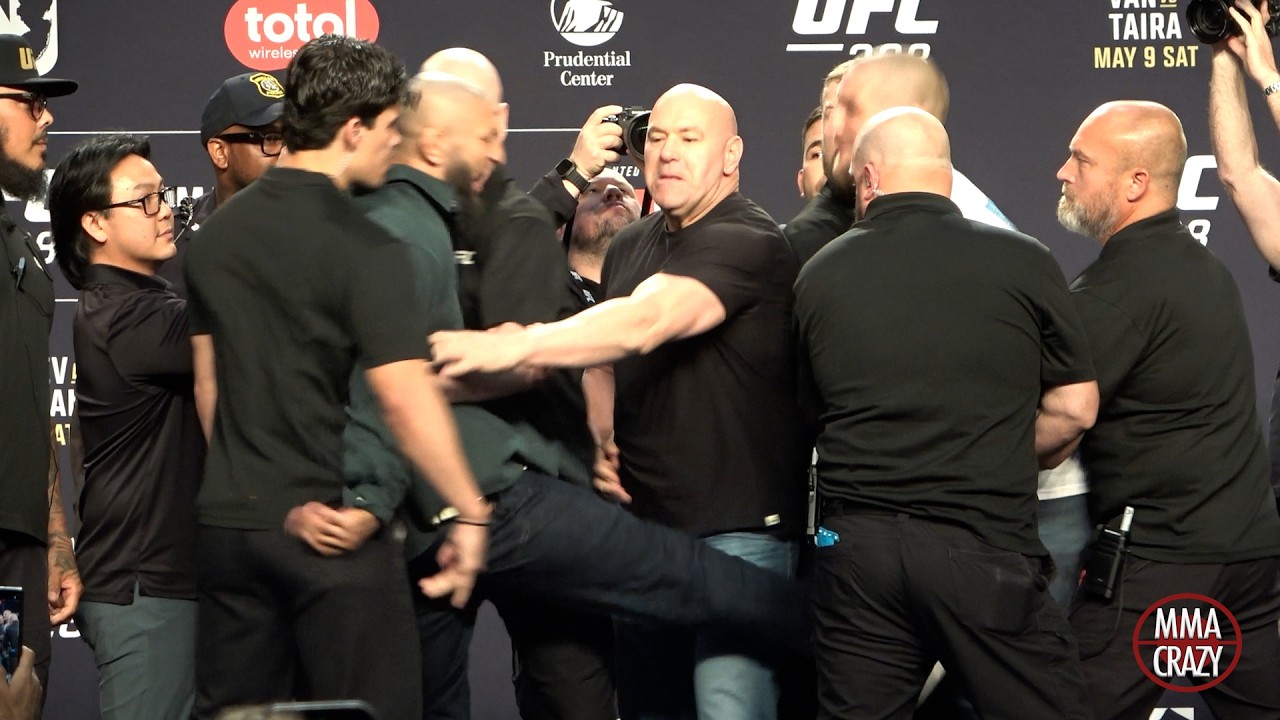 Khamzat Chimaev Confronts Sean Strickland at UFC Event 👊