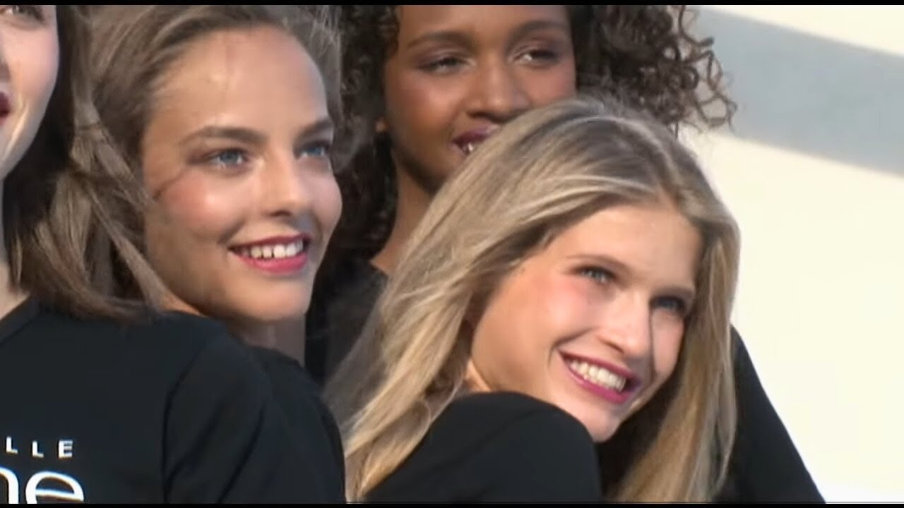 Alexandra, 17 ans, vise la gloire en concours de mannequins