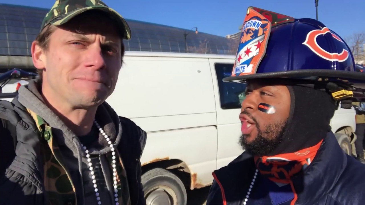 Manitowoc Minute's Charlie Berens Crashes Chicago Bears Tailgate 🏈