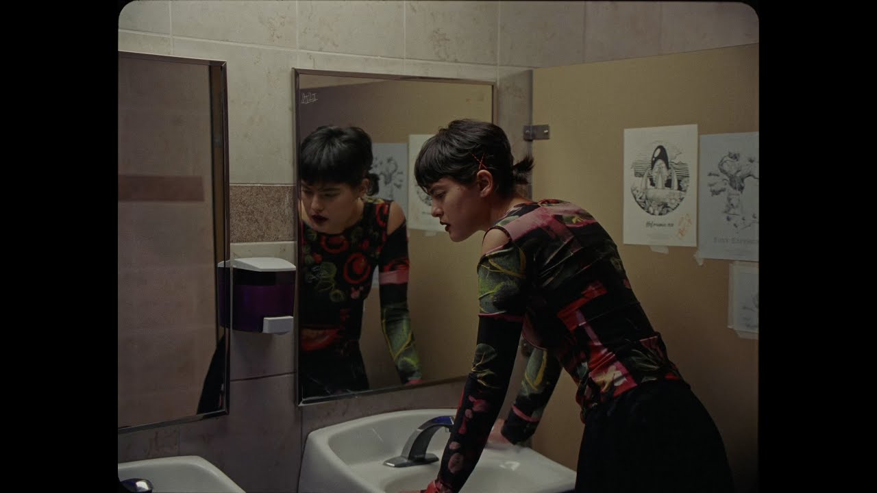 American Football - Fade Into You (Official Video) 🎶