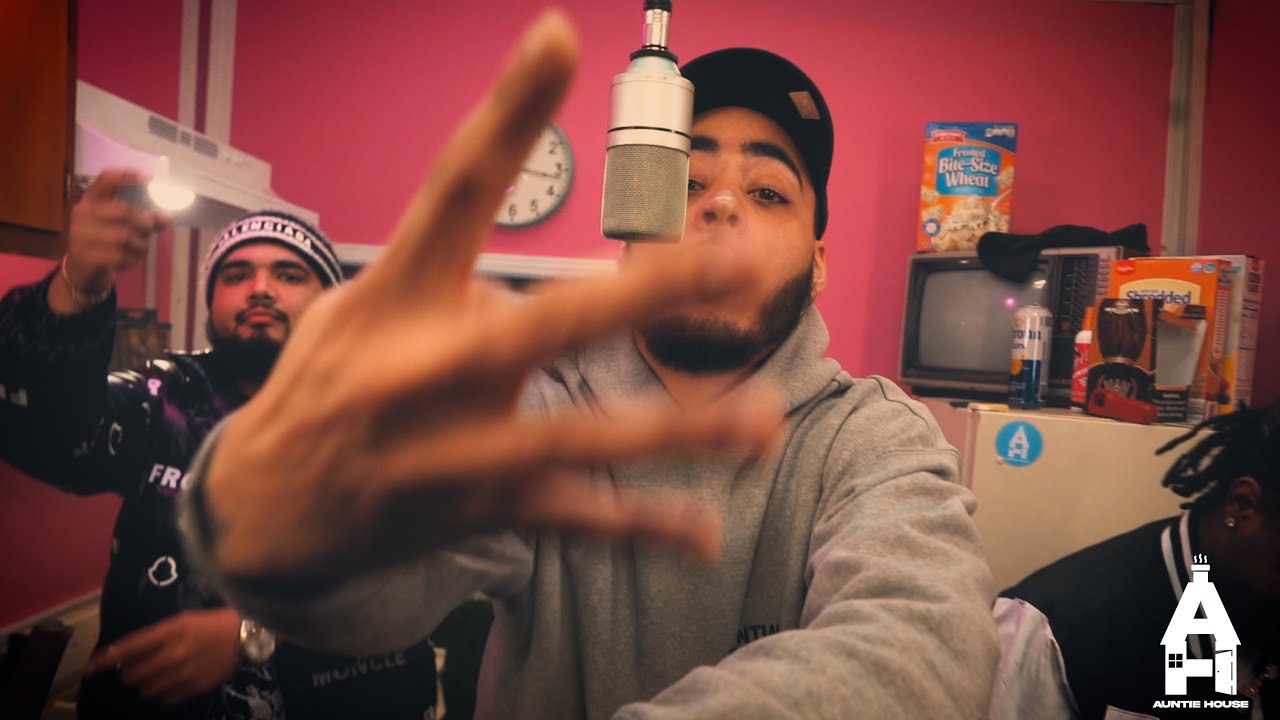 TGod Performs 'I Am The Bully' at Auntie House 🎤