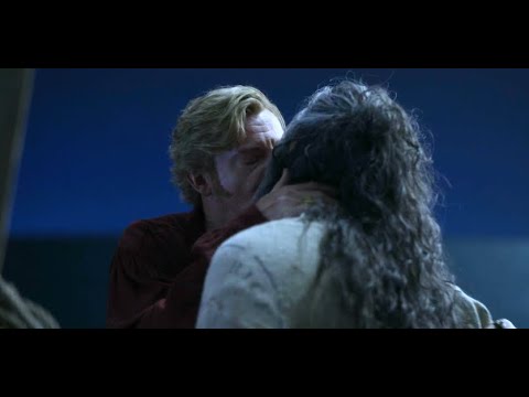 Ed & Stede Share a Moonlit Kiss 🌙 | Our Flag Means Death 2x05