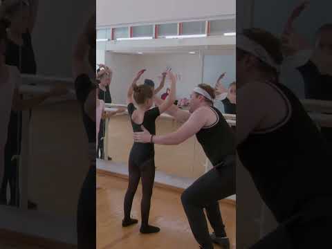 😡 Piensa mal del maestro de ballet #LaRosaDeGuadalupe