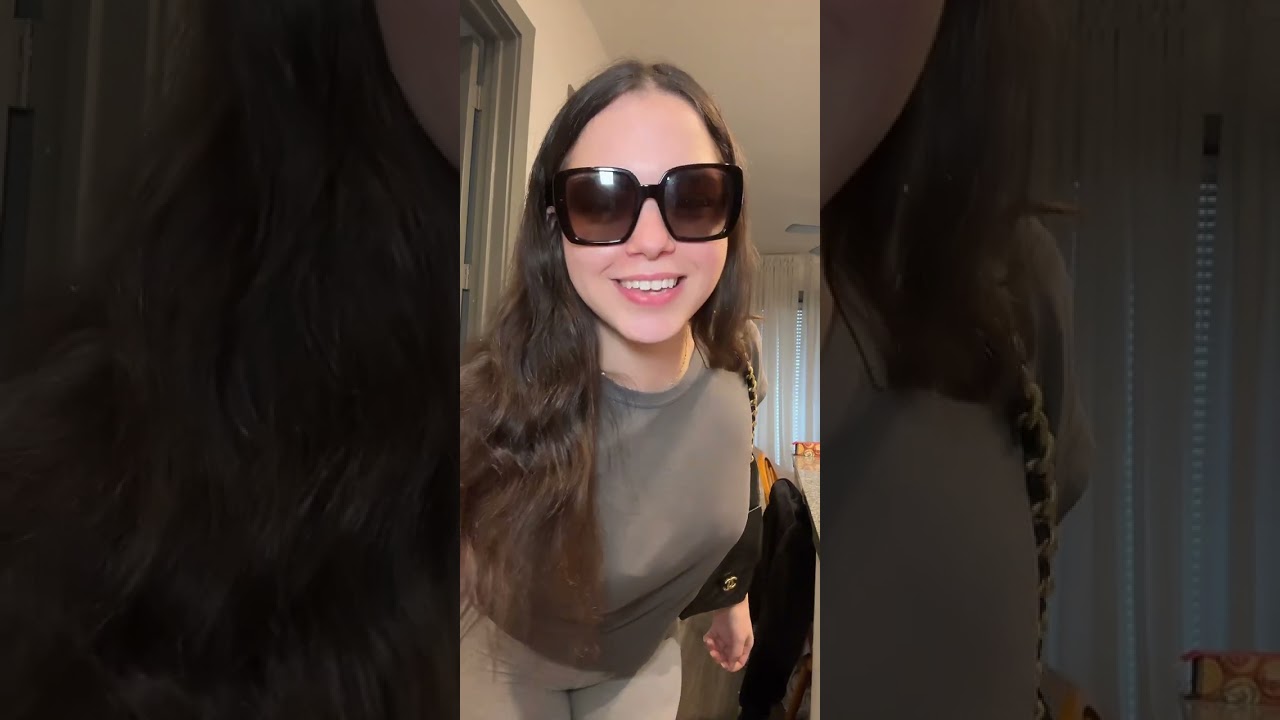 Join the Stunning Live Broadcast with LOVELYGIRL! π