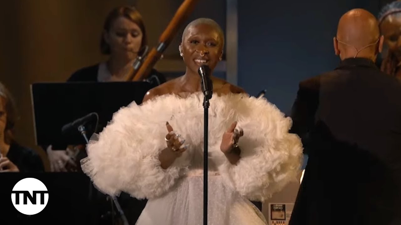 Cynthia Erivo Performs ‘Edelweiss’ for Julie Andrews 🎶