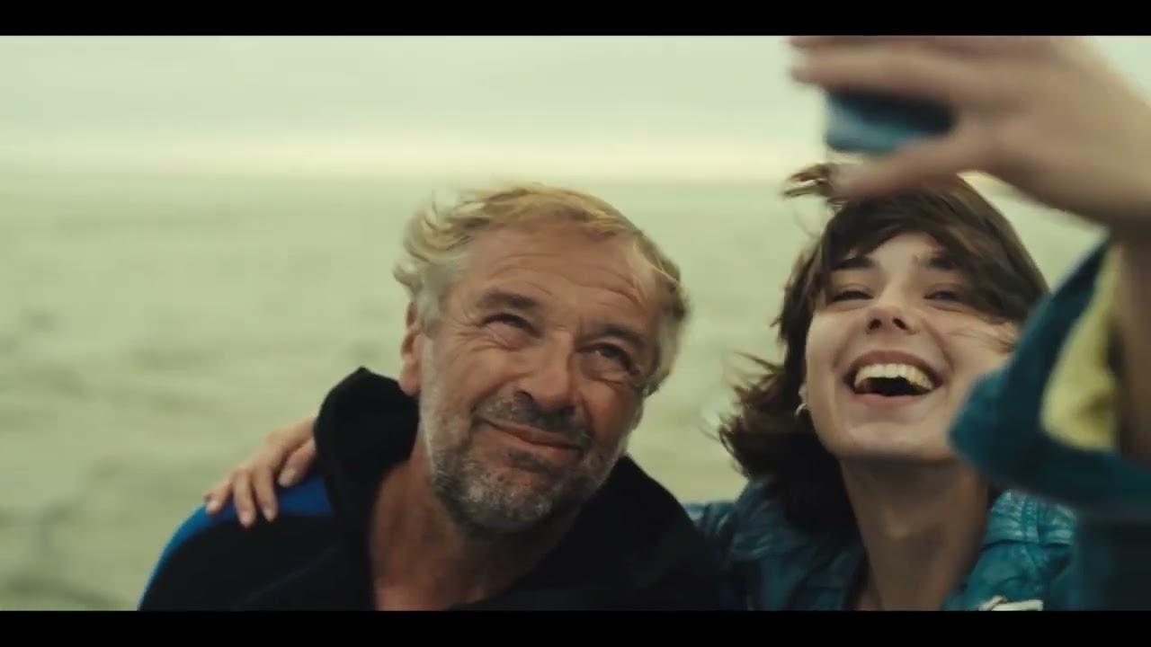 Tom Waes voert zelf alle stunts uit in BADGAST 🎬
